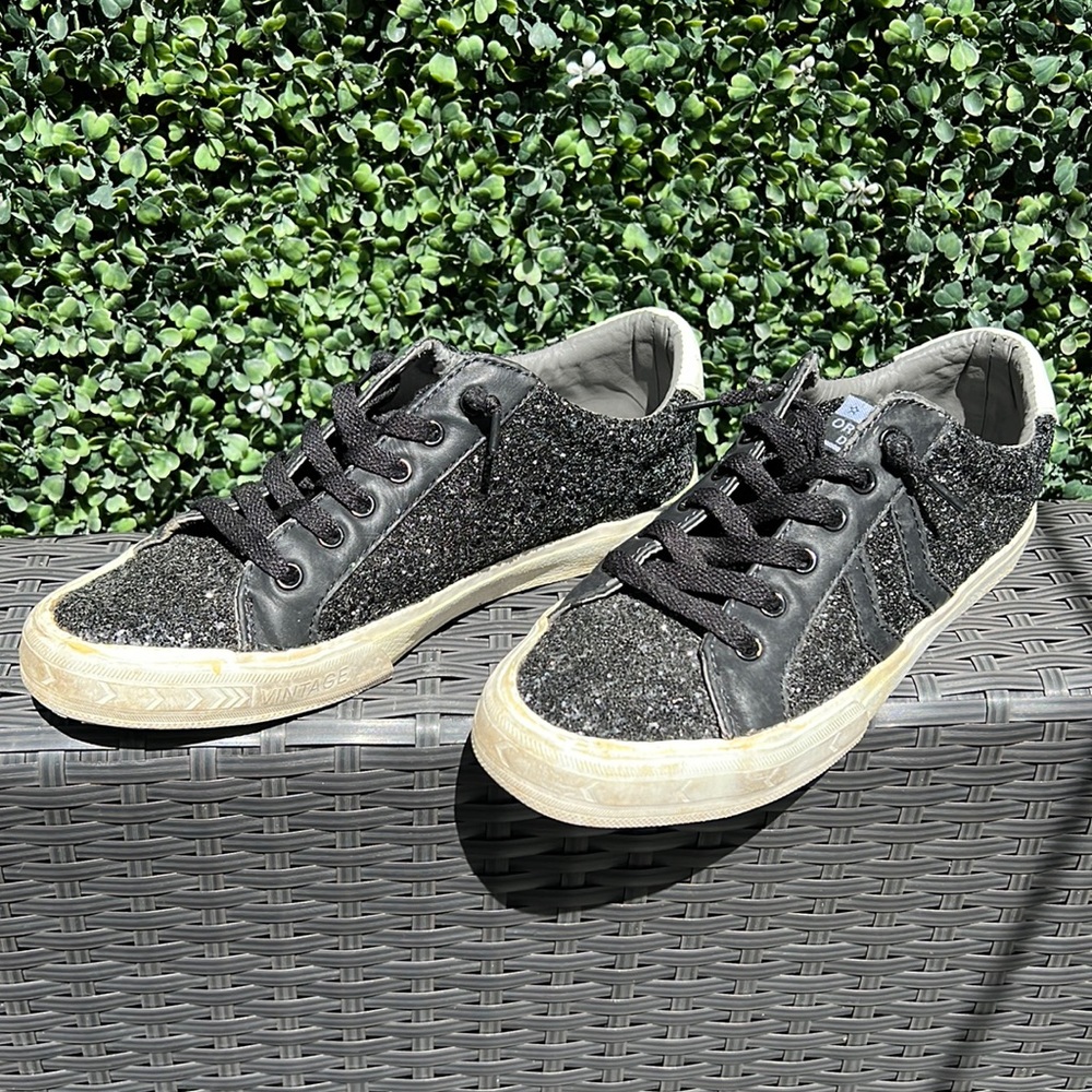 Vintage Havana black glitter sneaker